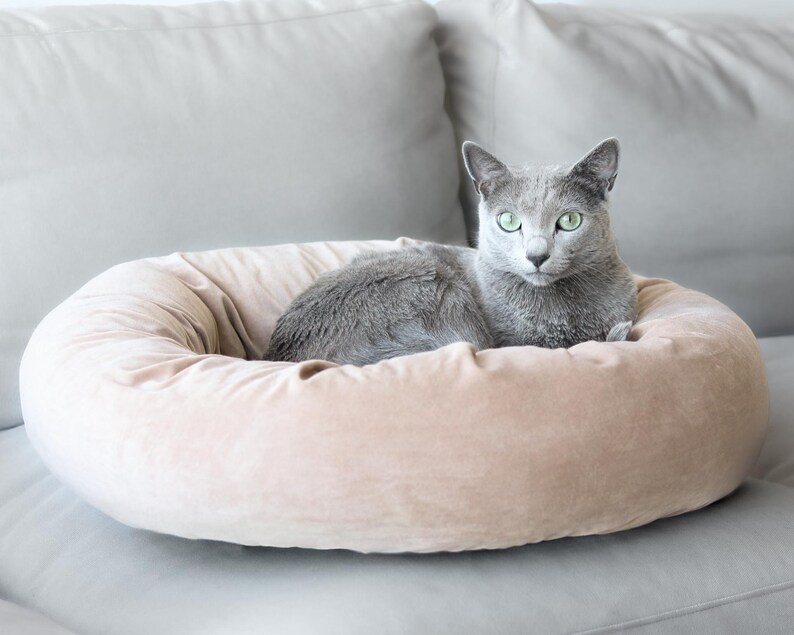 calming velvet cat bed