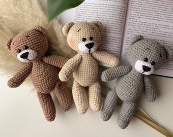 Teddybär-Spielzeug, grauer brauner Teddybär, netter handgemachter gehäkelter Bär, gefülltes Tier, Weihnachtsgeschenk, Baby-Duschegeschenk