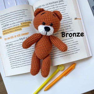 Gefüllter Teddybär, gehäkelter Teddybär, Bär benutzerdefinierte Spielzeugtier, Baby-Duschegeschenk, Neugeborenen Requisiten, Bronze