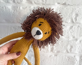 Lion plush crochet toy, Safari animals, Amigurumi lion, Custom toddler toy, Safari baby shower, 1 old baby gift