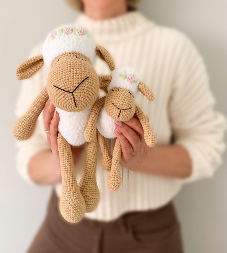 Crochet Sheep Plush, Amigurumi Lamb, Handmade Baby Sheep Soft Toy, Plusnie animal toy, Newborn Gift, Baby Shower Gift Mother and daugther
