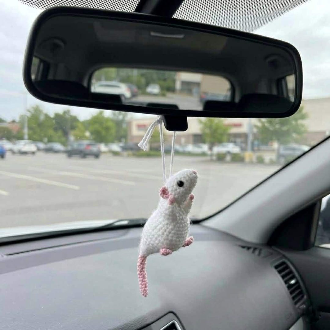 Crocheted Rat Rearview Mirror Decor, Cute Plush Keychain