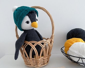 Amigurumi penguin in a emerald hat, Antarctic bird, Penguin baby shower gift, Toddler stuffed toy, New boy girl gift,