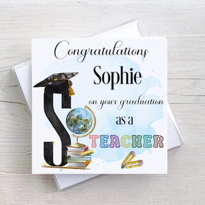Carte de remise des diplômes d'enseignant, félicitations pour l'obtention de votre diplôme d'enseignant qualifié