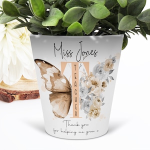 Teacher plant pot, Flower Pot for Teachers, Teacher’s gifts, Personalised Butterfly Mother's Day Pot, Gift for Teachers