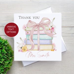 Carte personnalisée de pile de livres, merci professeur, maman, grand-mère, carte d'anniversaire pour elle