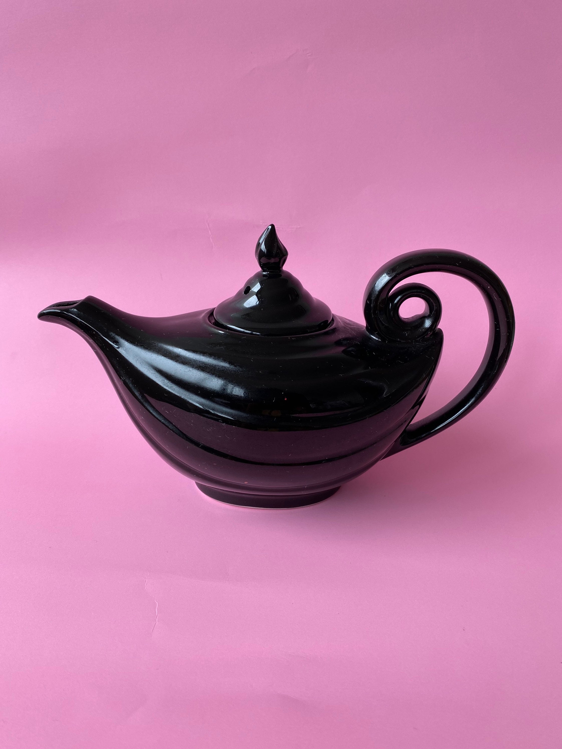 Disney Store Aladdin Ceramic Tea Set Genie Magic Lamp 1 Teapot And 2 Tea Cups 