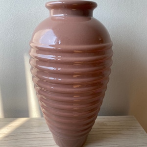 Vintage 80s Blush Vase/ Swirl Tall Flower Vase