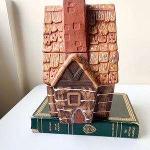 Vintage gingerbread house ceramic cookie jar. Vintage cottage biscuits jar. Christmas decor