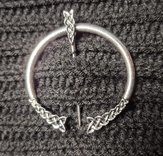 Celtic Knot Brooch: Nordic Cloak Clasp Pin, Bronze or Silver