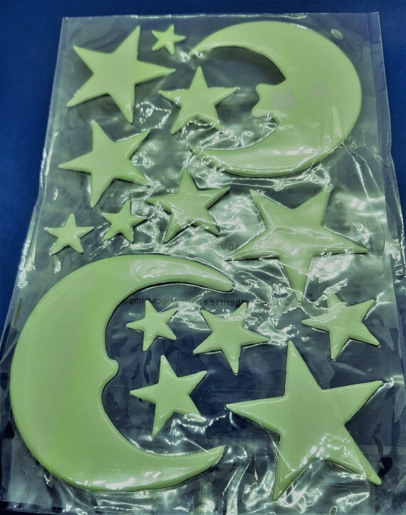 Moon and Stars Wall Stickers Luminous Green Neon Stickers for Kids Room Baby Nursery Home Decoration Wall Glow in the Dark Bedroom Ceiling