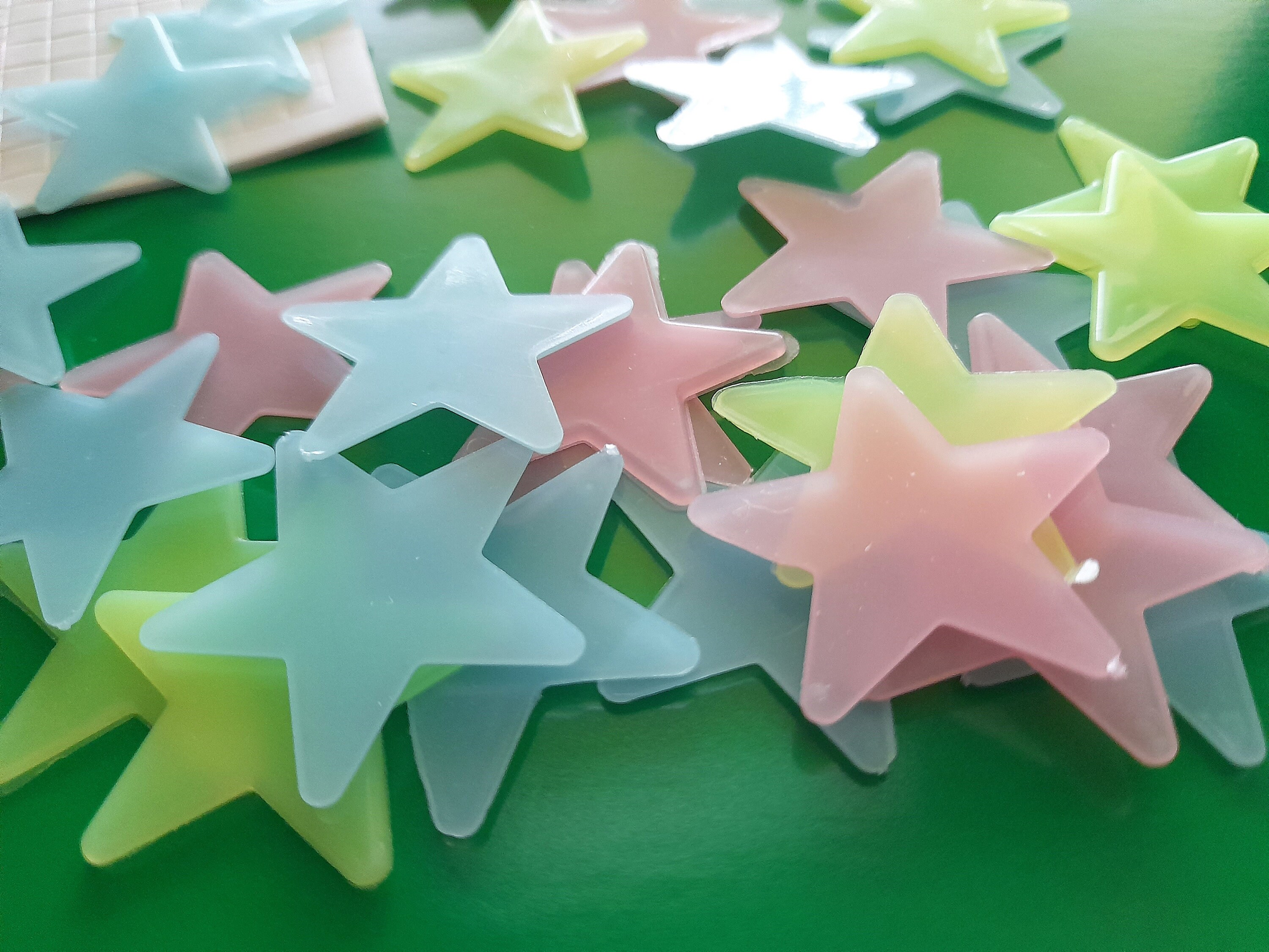 Pegatinas De Estrellas Que Brillan En La Oscuridad Para Pared Cuarto Niña  Bebe