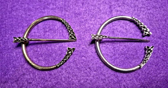 Celtic Knot Brooch: Nordic Cloak Clasp Pin, Bronze or Silver