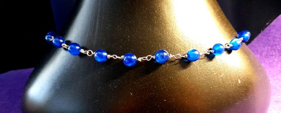 Necklace, Resin Cat Eye Blue Beads and Silver color wire. 1 of a Kind! In a velvet gift bag