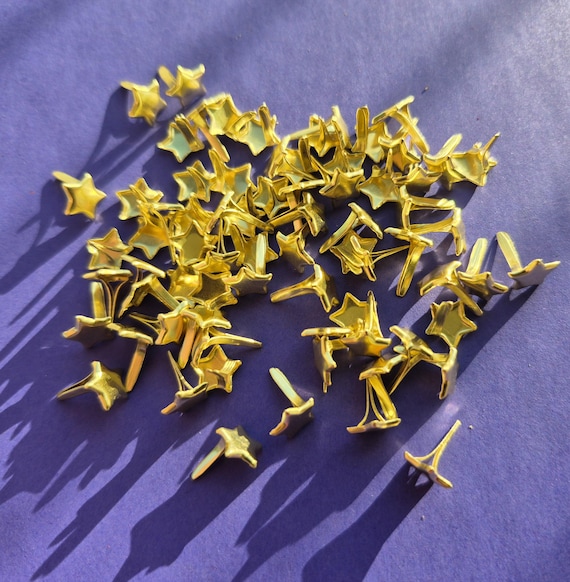 Cute Small Mini Brads Split Pins Spikes Metal Plated 50Pcs 3 Designs Vintage Embellishment Clasp Paper Fastener Scrapbooking Handmade Crafts