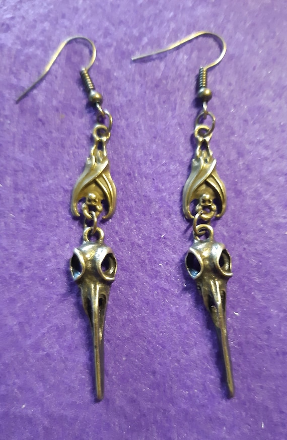 17th-century Plague Doctors Masc Inspired, Goth Bat Raven Skull Drop Earring Jewelry 1 Pair 2 colors