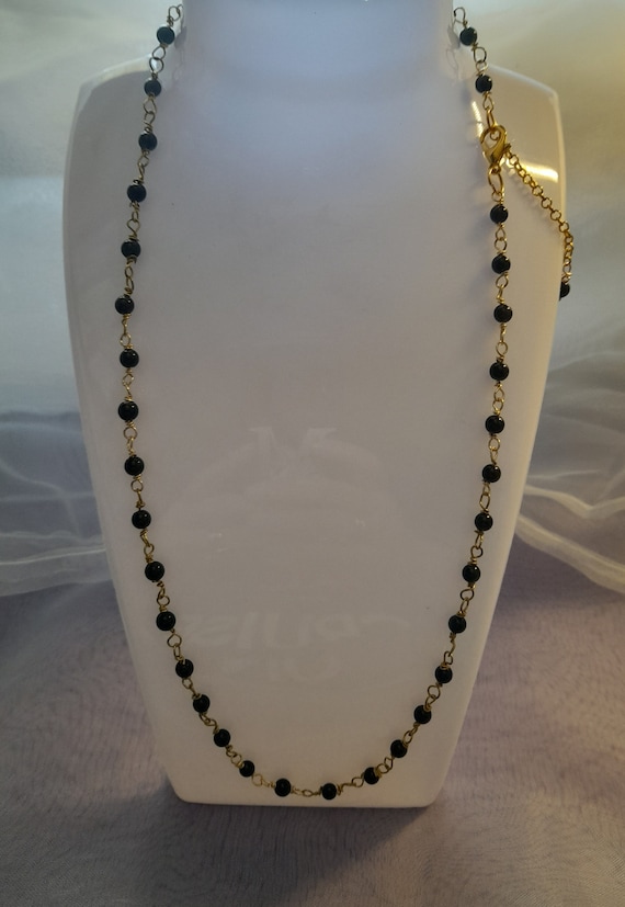 Black Obsidian and Gold color Wire Necklace, Hand-Made. In Velvet Gift Bag.