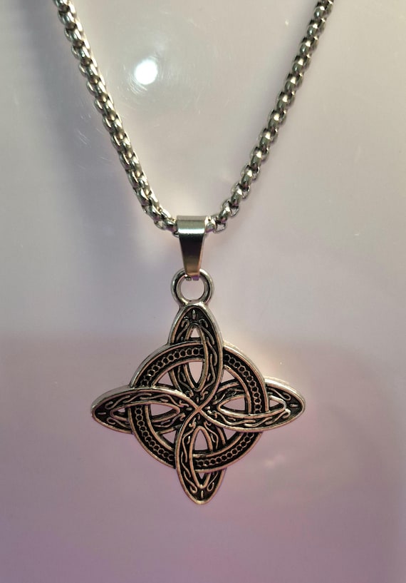 Celtic Knot Necklace, Eternal Life meaning, Punk Hip Hop Style. Stainless Steel material. 1 piece