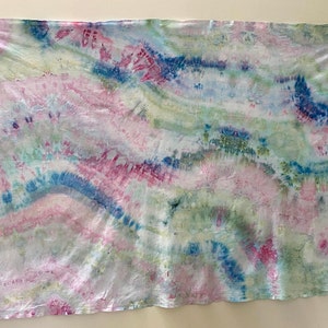 Mermaid Wave Ice Dyed Tapestry (95x58in)