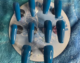 Blue Days Press on Nails