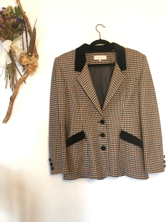 Big summer sale %50 off all jackets.Chic vintage j