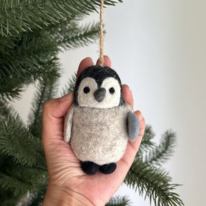 Felt Fat Penguin Holding Fish Christmas Ornament, Tree Hanging Decorations