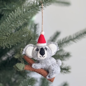 Felt Koala Christmas Ornament – Handmade Wool Koala with Santa Hat, Stitched Tree Ornament, Australian Animal Holiday Décor, Gift Topper