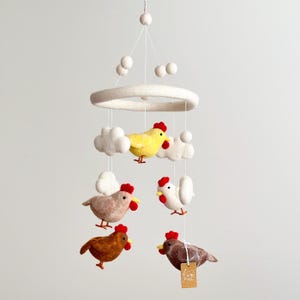 Chicken Baby Mobile, Barnyard Mobile, Nursery Decor, Baby Shower&#39;s Gift, Felt Cow, Felt Rooster, Felt Sheep, Felt Pig
