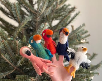 Tropical Bird Finger Puppets Set of 5 - Parrot Finger Puppets, Flamingo Finger Puppet, Felt Toucan, Felt Eagle, Wardolf Inspired Toys