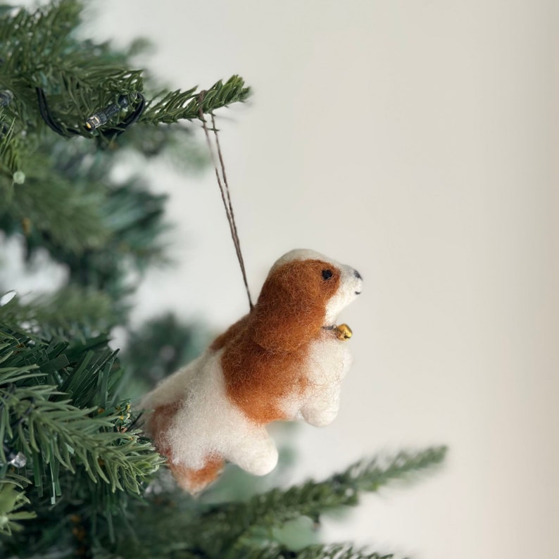 Felt King Charles Cavalier Dog Ornament, Needle Felted Dog Ornament, Christmas Decoration, Tree Ornament, Fair Trade image 2