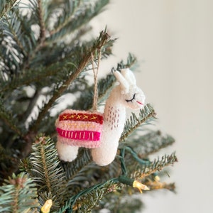 Felt Llama Christmas Ornament, Alpaca Ornament, Needle felted Christmas Decor, Biodegradable Ornament, Fair Trade Ornament