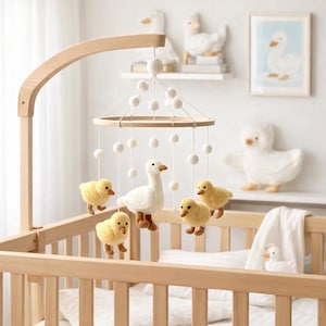 Móbile de patinho para decoração de quarto de bebê, presente para o Dia das Mães, patinho de feltro de lã, presente para chá de bebê, móbile para berço, móbile, presente para quarto de bebê
