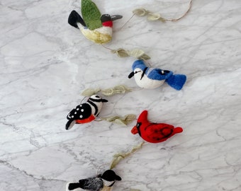 Felt American Bird Garland with a Copper Bell at the end, Felt Cardinal, Bluejay Wall Hangings, Nursery Kids Room Décor, Waldorf Inspired