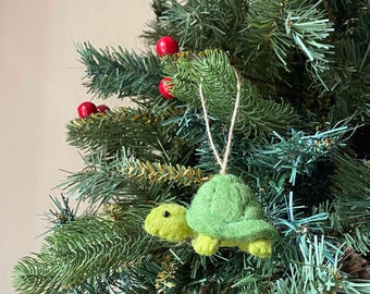 Handcrafted Turtle Christmas Ornament, Biodegradable Ornament, Ocean Theme Ornaments, Tree Hanging Decoration, Zipper Charm