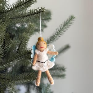 Needle Felted Ballerina Ornament with Poseable Limbs, for Dance Lovers, Ballerina Christmas Ornament with Ballet Shoes and Wings