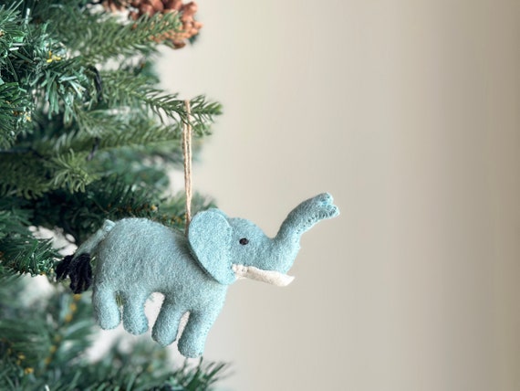 Elephant Worlds Greatest Nana - Cedar Ornament Elephant Worlds Greatest Nana - Cedar Ornament