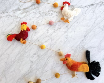 Chicken Garland, Felt Rooster, Felt Hen Wall Hangings, Farm Animal Nursery Decor, Nursery Kids Room Décor, Barnyard Garland