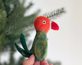 Felt Parrot Finger Puppet, Wardolf Inspired Toy, Pretend Play