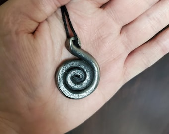 Handgesmede spiraalhanger - smid