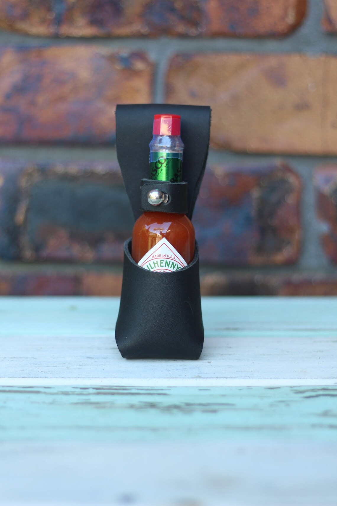 Leather hot sauce holster handmade and with free shipping in Etsy