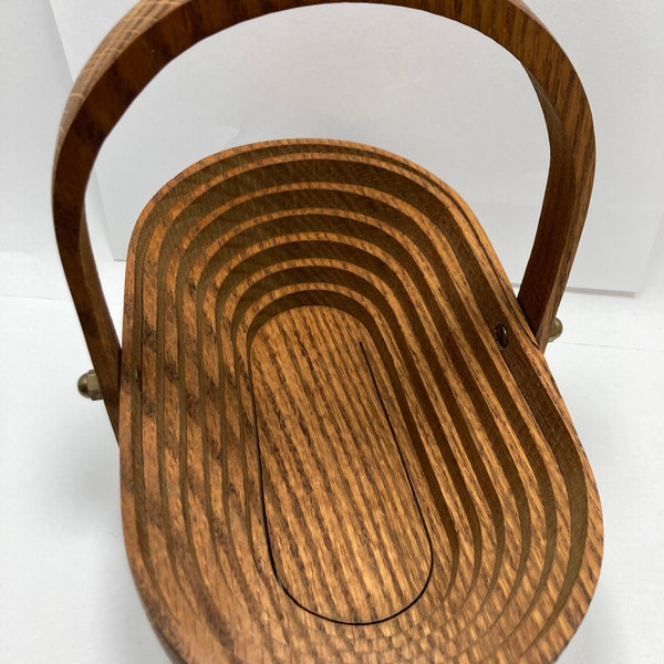 Wooden Vintage Deep Spring Collapsable Basket Or Trivet**Free Shipping**