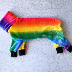 Italienisches Windspiel „Iggy“ Fleece PJs - Rainbow Splash oder wählen Sie einen anderen Fleece-Stoff aus unserem Shop!