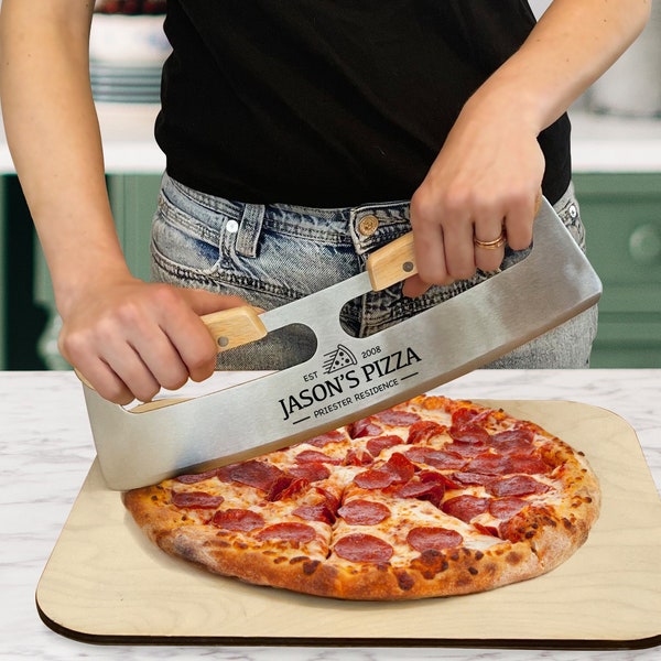 Personalized PIZZA CUTTER ROCKER | Custom Pizza Cooking Tool | Pizza Gift for Father's Day