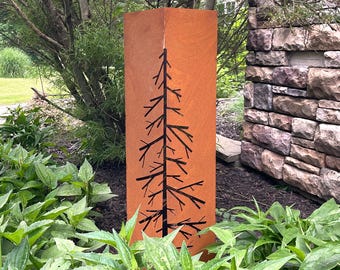 Rusted Metal Garden Column: Rustic Tree Sculpture Landscape Art