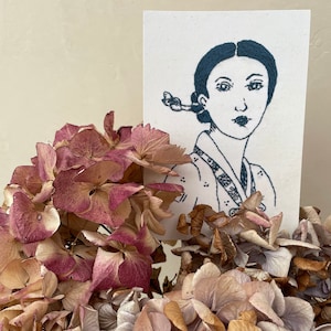 L'Epouse - 배우사 ~ Carte Postale d'une reproduction de Broderie ~ Art Traditionnel  ~ Corée