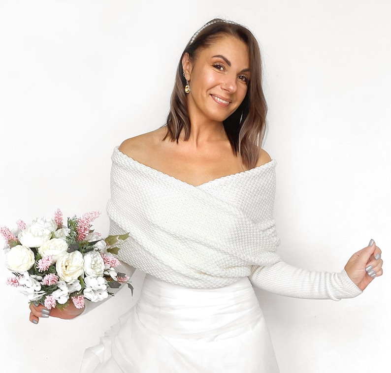 Pull de mariée bambou blanc crème, haussement d'épaules tricoté, veste convertible, boléro de mariage, tenue vestimentaire, veste de mariée, écharpe tricotée avec bras image 2