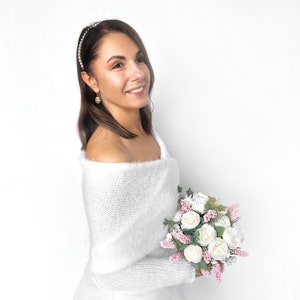 Pull de mariée blanc cassé, haussement d'épaules tricoté, veste de mariage convertible, boléro de mariage, tenue vestimentaire, veste de mariée, écharpe tricotée avec bras image 2