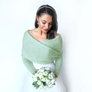 Pull de mariée vert sauge, haussement d'épaules tricoté, veste de mariage convertible, boléro de mariage, tenue vestimentaire, veste de mariée, écharpe tricotée avec bras image 5