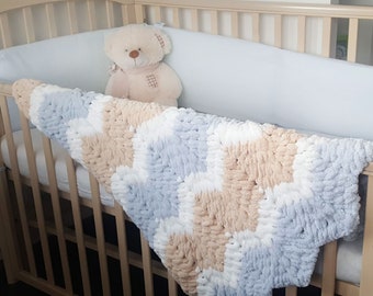 Baby blanket blue beige, puffy baby blanket, newborn blanket, baby shower gift, knitted baby blanket for stroller, for kids, bedding blanket