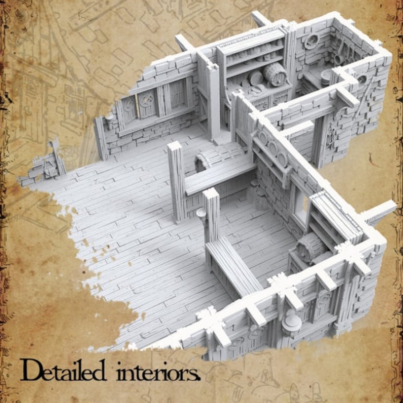 K&ouml;nnte beinhalten: Ein hellgraues Miniatur-Gel&auml;ndest&uuml;ck f&uuml;r Tabletop-Spiele, das ein Taverneninnere mit Steinw&auml;nden, Holzdielen, einer Theke, F&auml;ssern und Regalen darstellt. Der Text Detailed interiors ist unten links in Schwarz aufgedruckt.